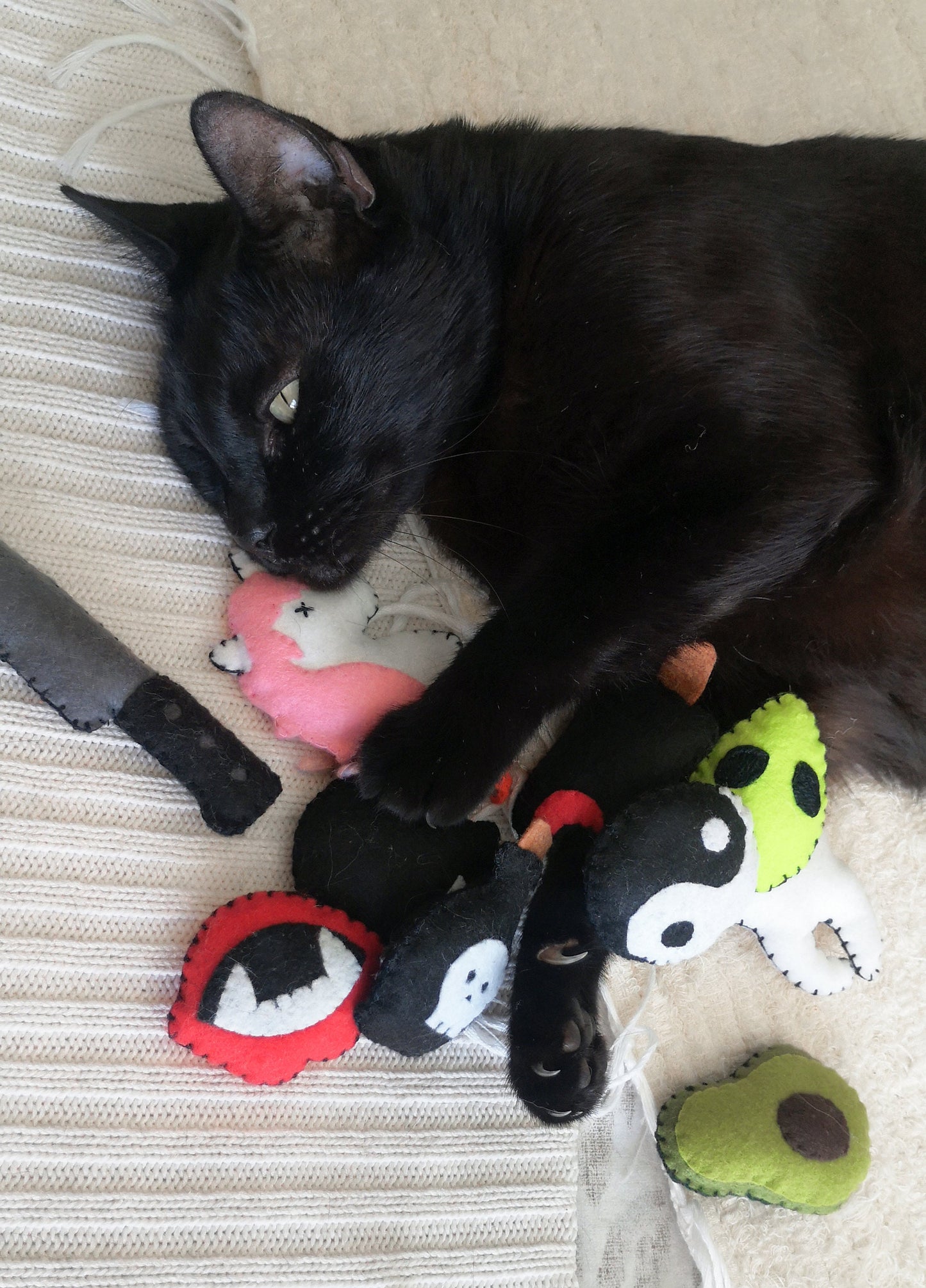 Juguete para gatos, jueguere con catnip, VENENO (catnip toy)