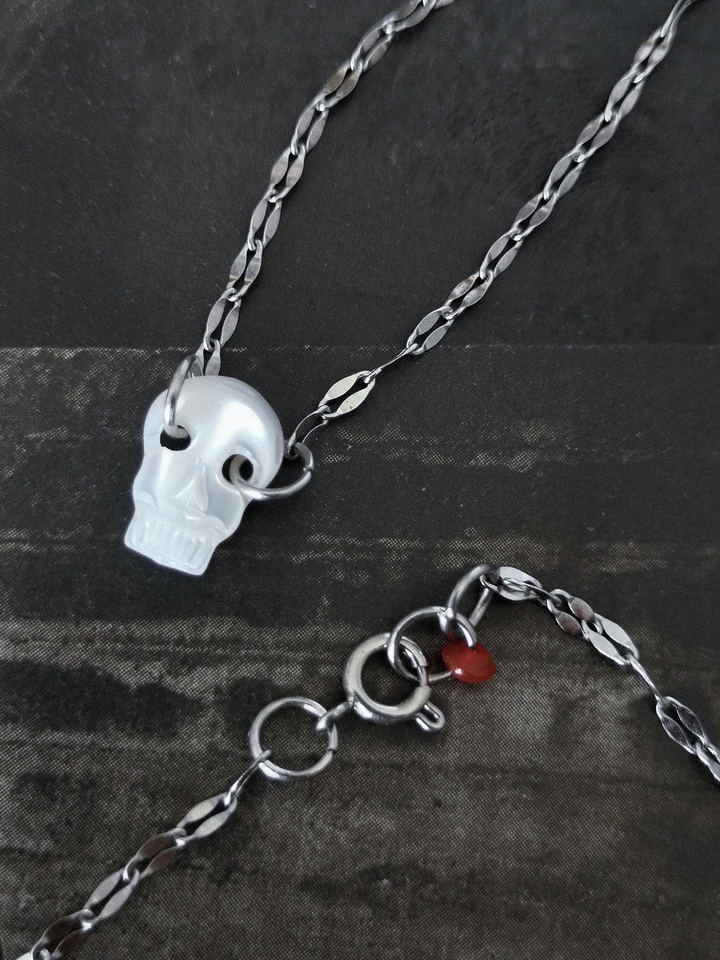 Collar MEMENTO MORI, calavera, gargantilla, plateado