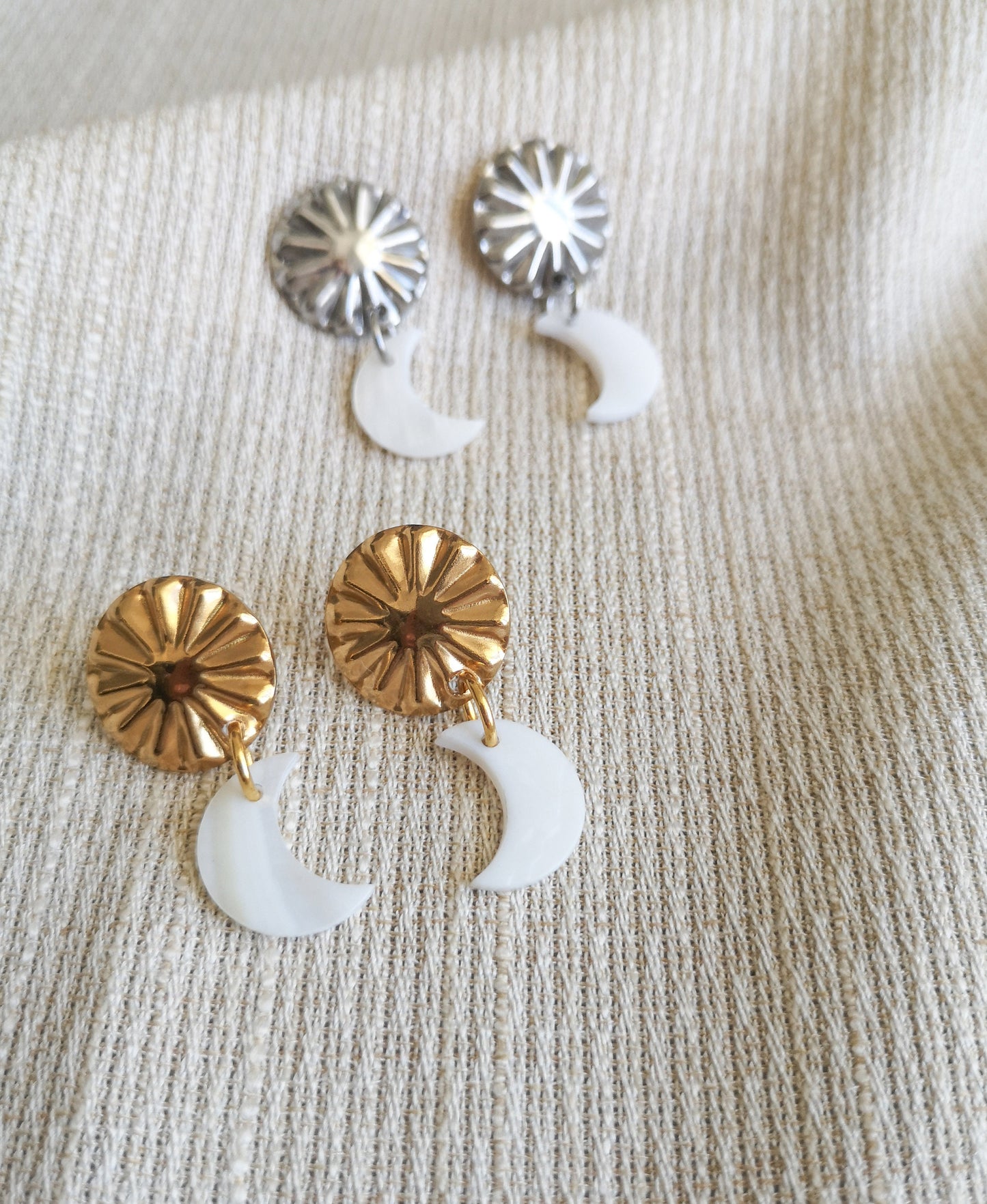 Pendientes luna, MIL Y UNA NOCHES, acero inoxidable, nácar