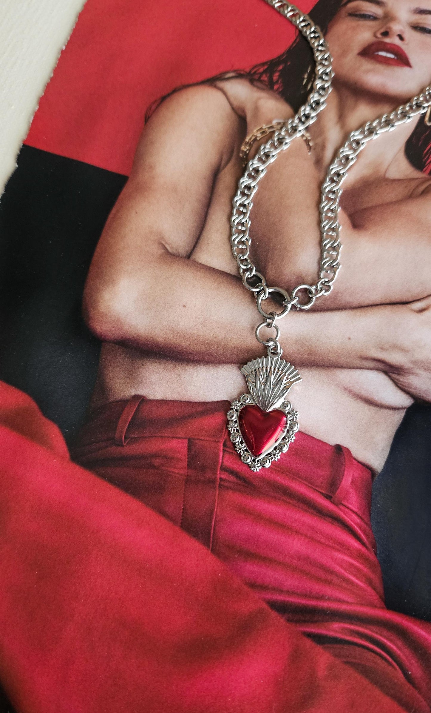Collar PROMESA, ex voto, sagrado corazón.