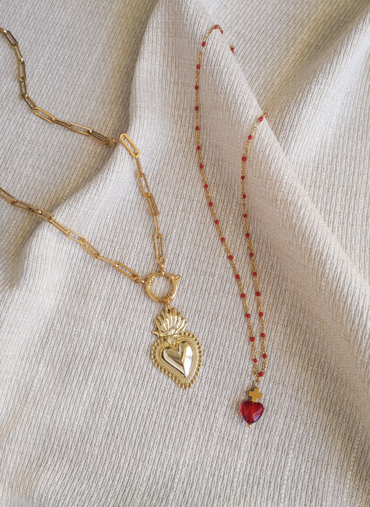 Collar sagrado corazón, mini SACRED HEART,  ex voto, milagrito