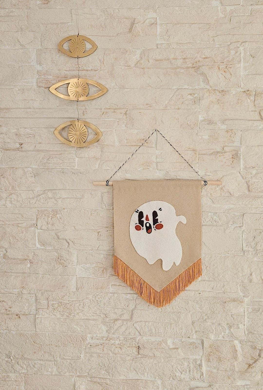 BANDEROLA fantasma de la colección Fall Season de Elysa Castro para Malaje handmade