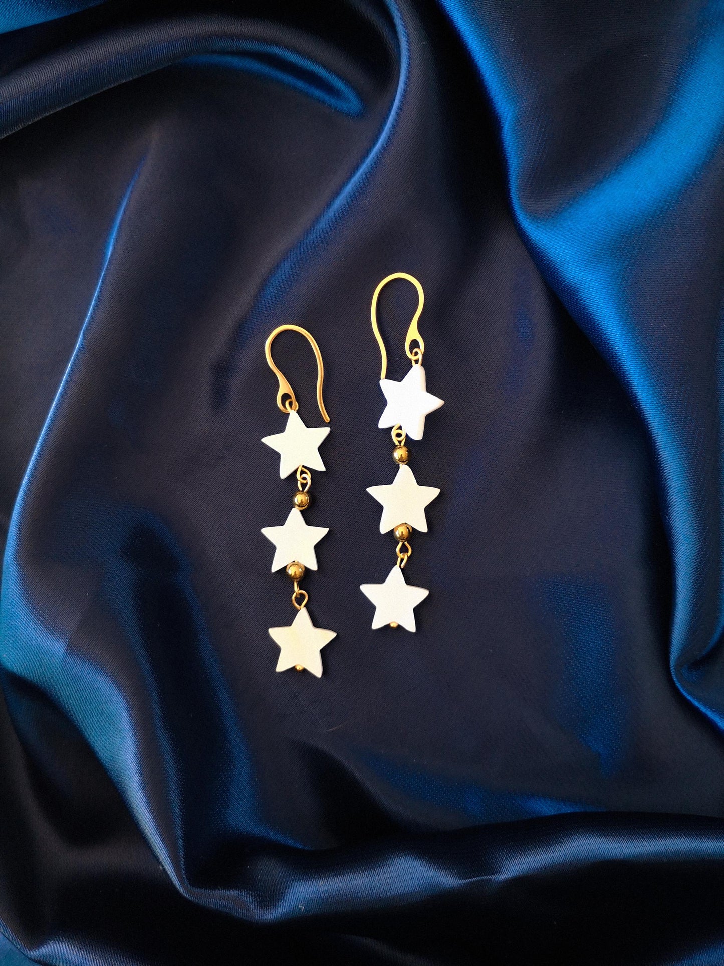Pendientes NUT, diosa egipcia del cielo.