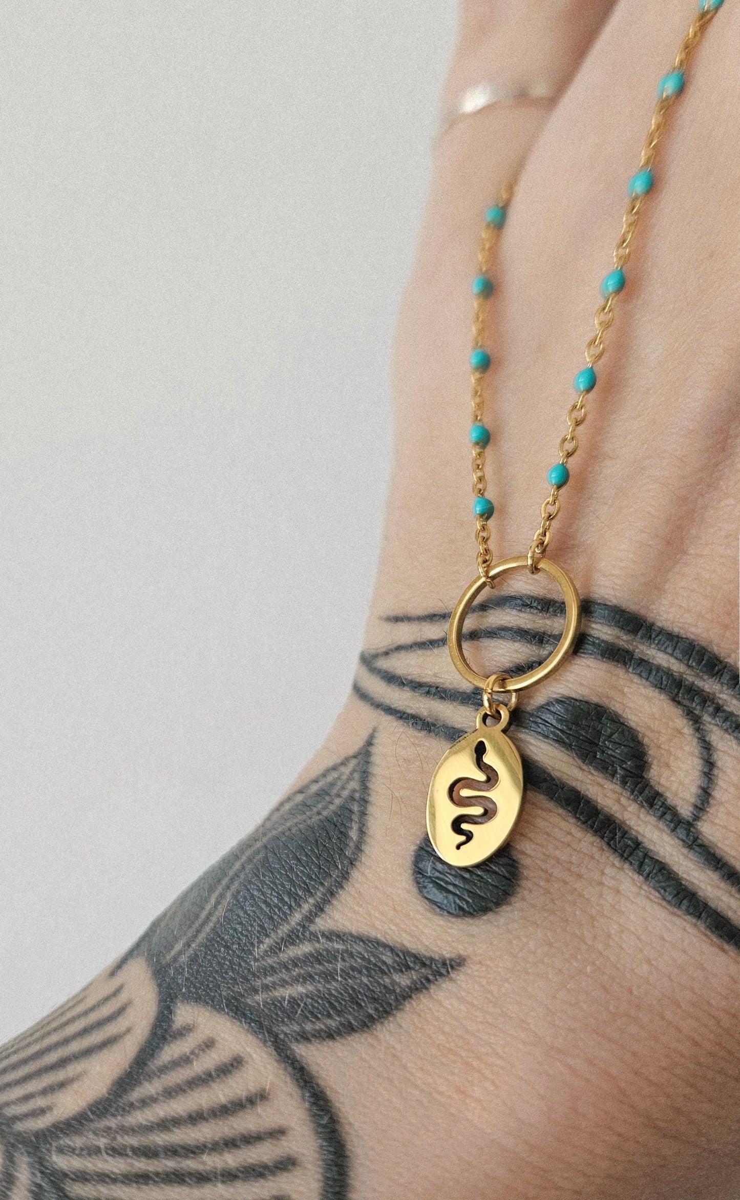 Collar serpiente, WADYET, turquesa, amuleto