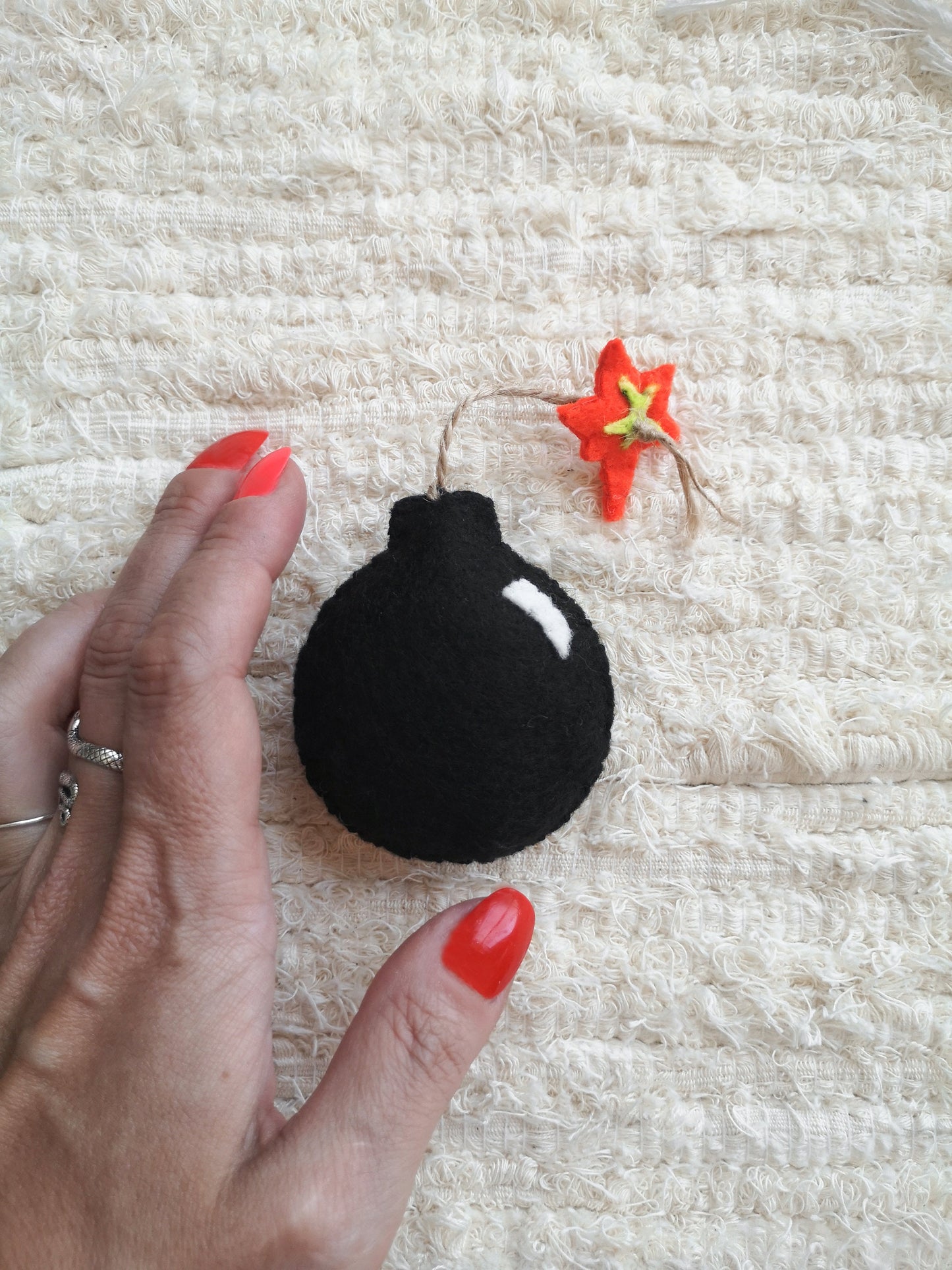 Juguete para gatos, BOMBA, juguete de fieltro, catnip toy