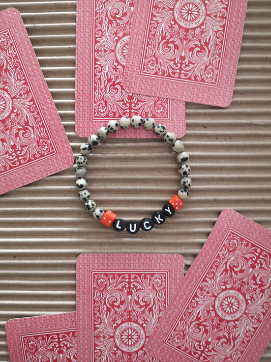 Pulsera de la suerte, pulsera de letras, LUCKY, jaspe dálmata